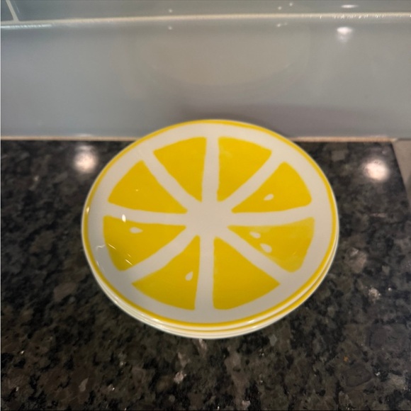 Kate Spade X Lenox Lemon Plates Set of 4 - Picture 3 of 5